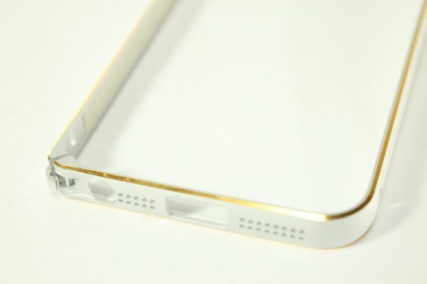 Бампер металлический с застежкой на IPhone 5/5s/SE Розовый 4820000001071 фото